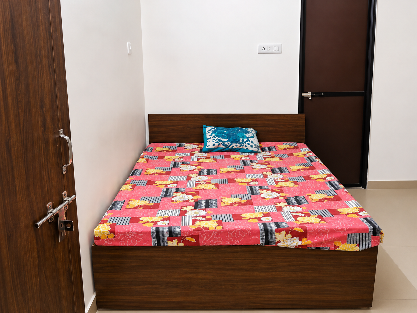 Galaxy Heights Girls Hostel 6