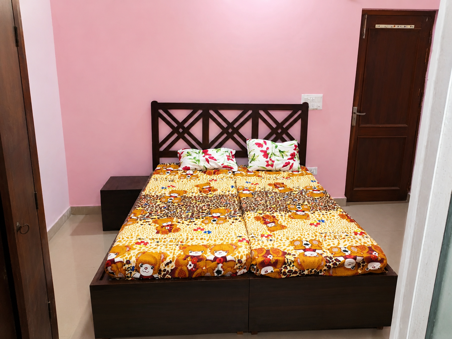 Yash Home PG 1