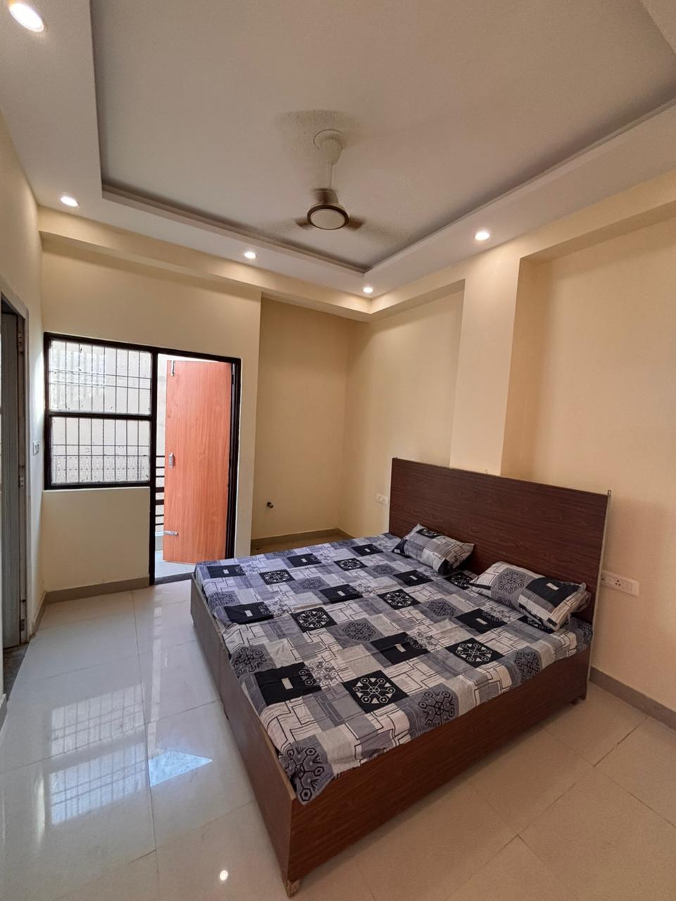 Home And Away Premium CoLiving PG  photo 8