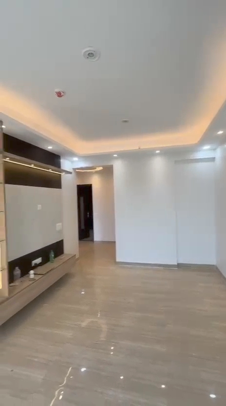  4 BHK Flat photo 4