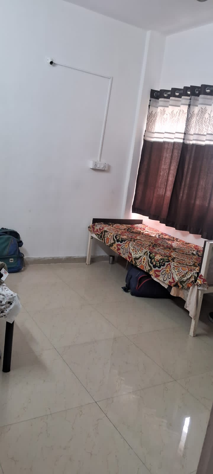 Deshmukh PG photo 9