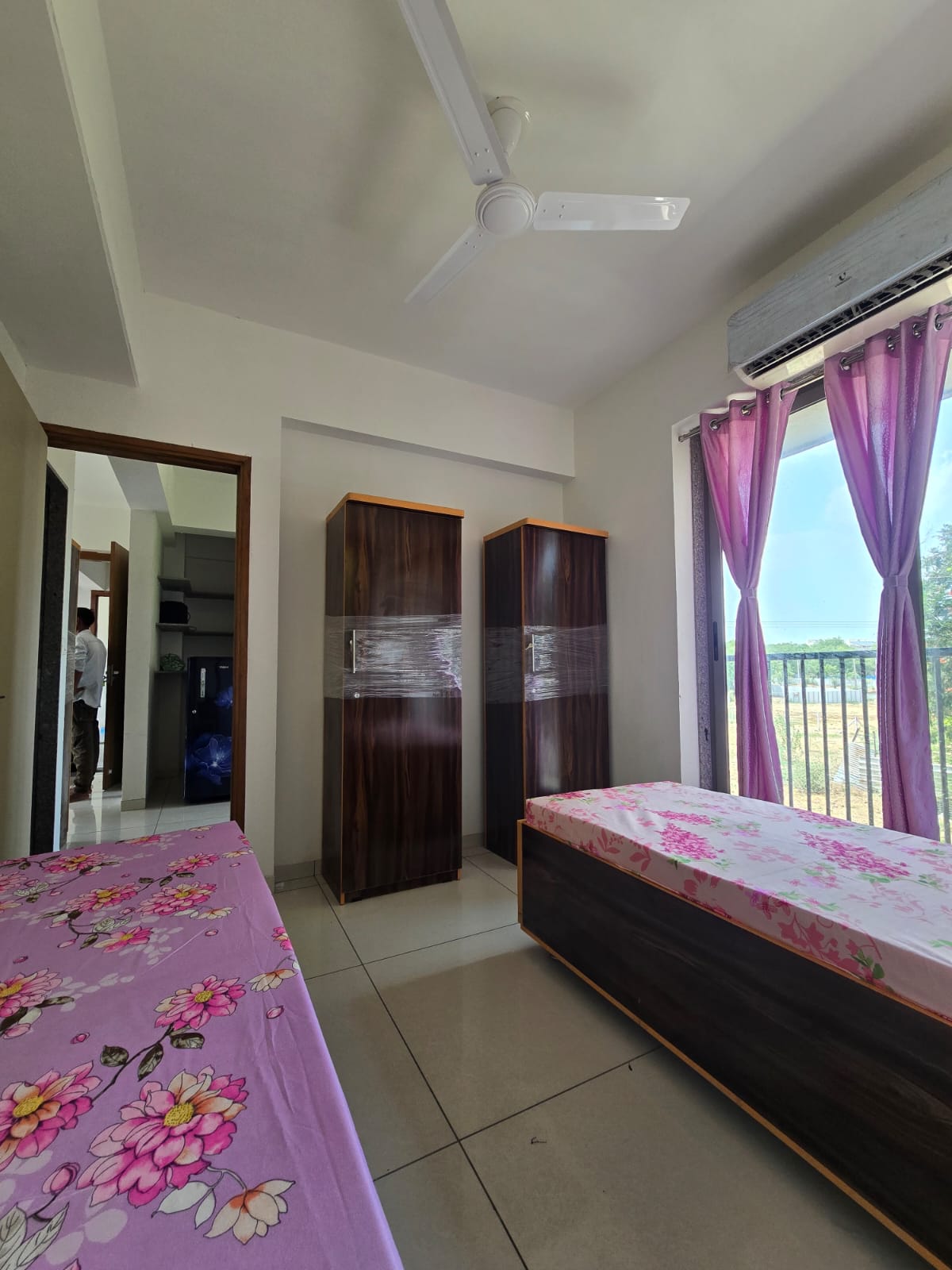 Titan House Luxurious Pg photo 8