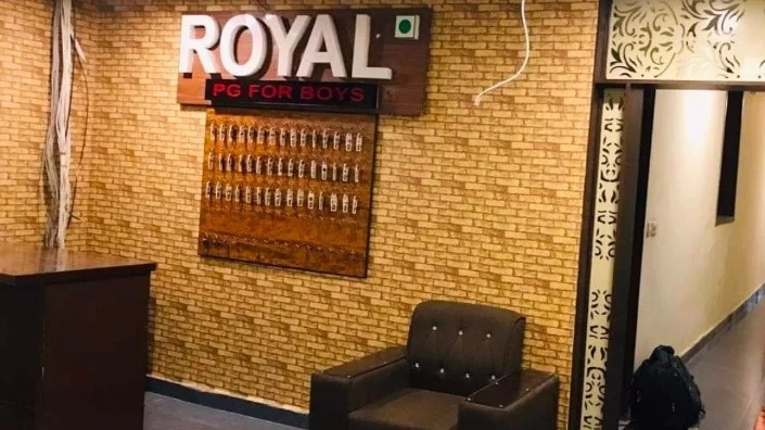 Royal Pg photo 6