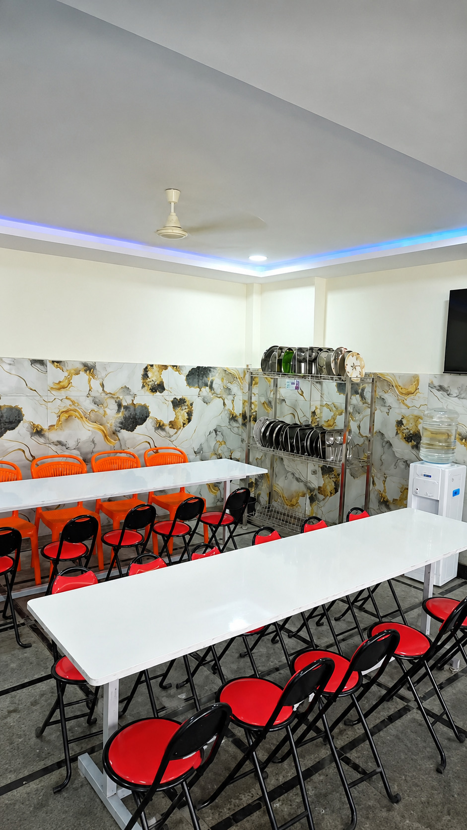 Kiki hostel 7