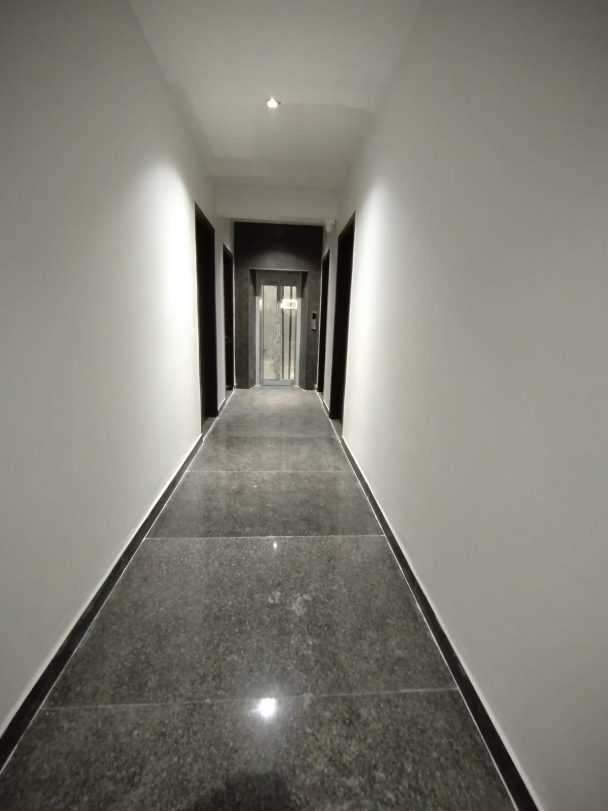 RK FULLY FURNISHED  photo 10