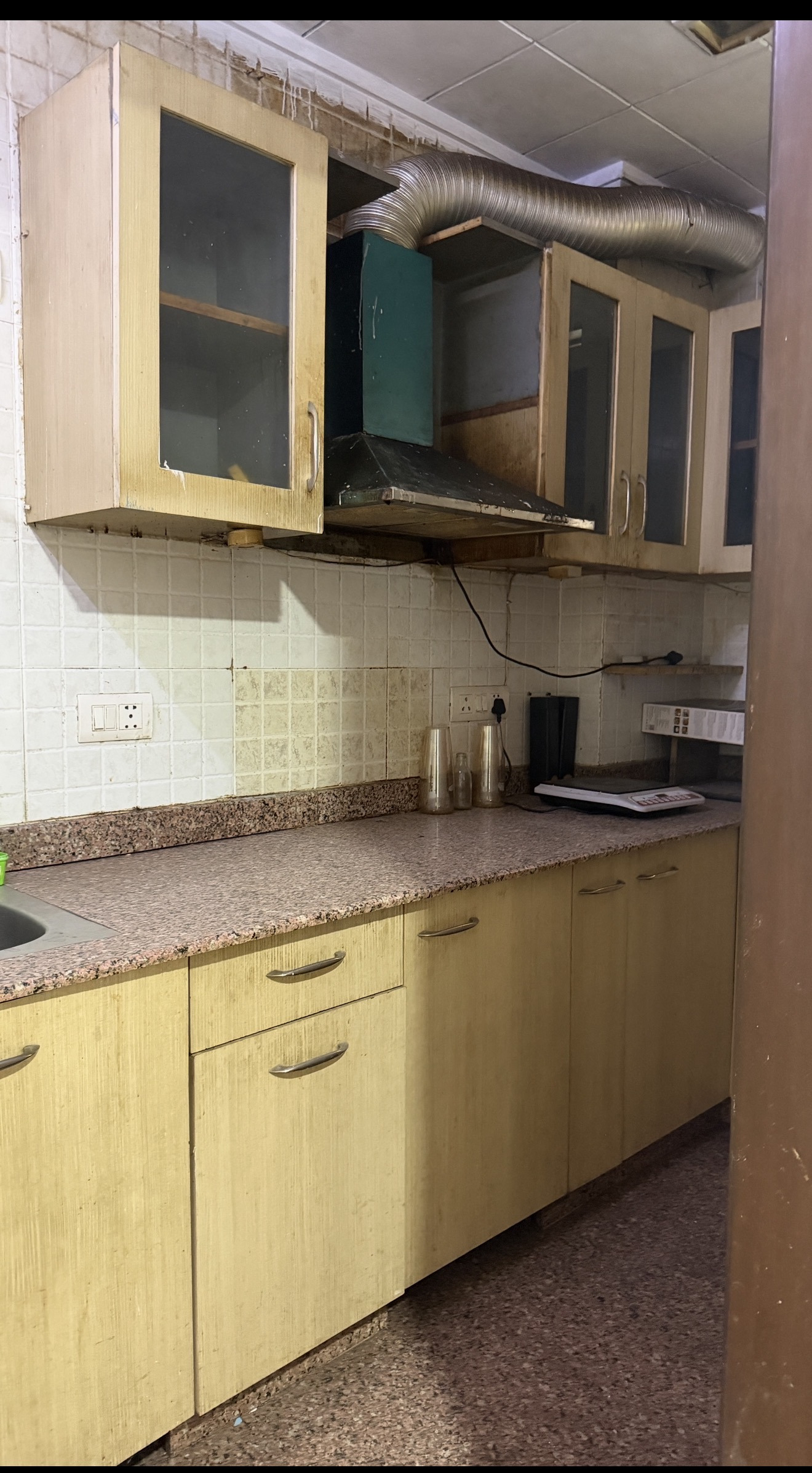 2 BHK Furnished photo 6