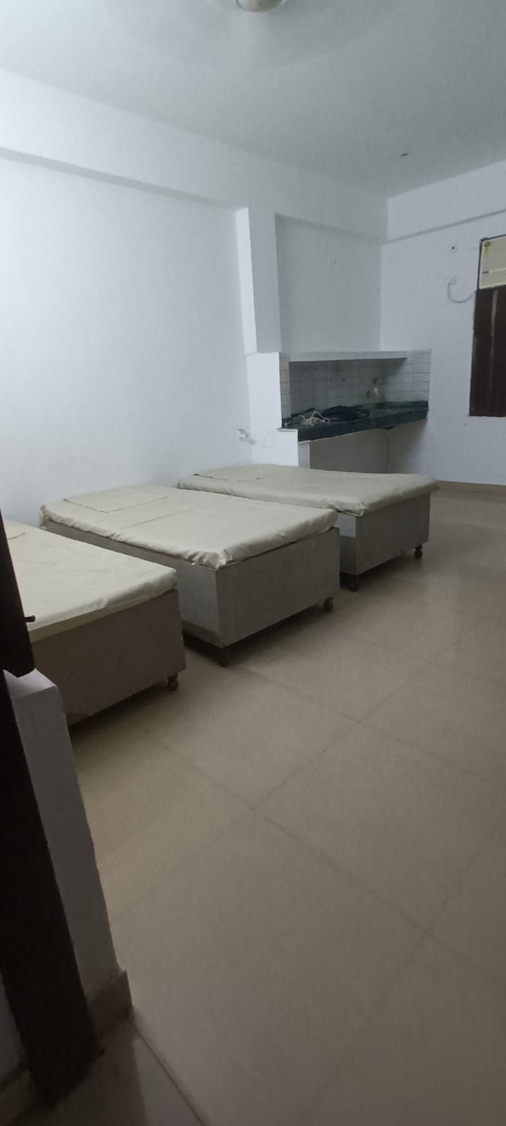 Boys and Girls Hostel photo 4