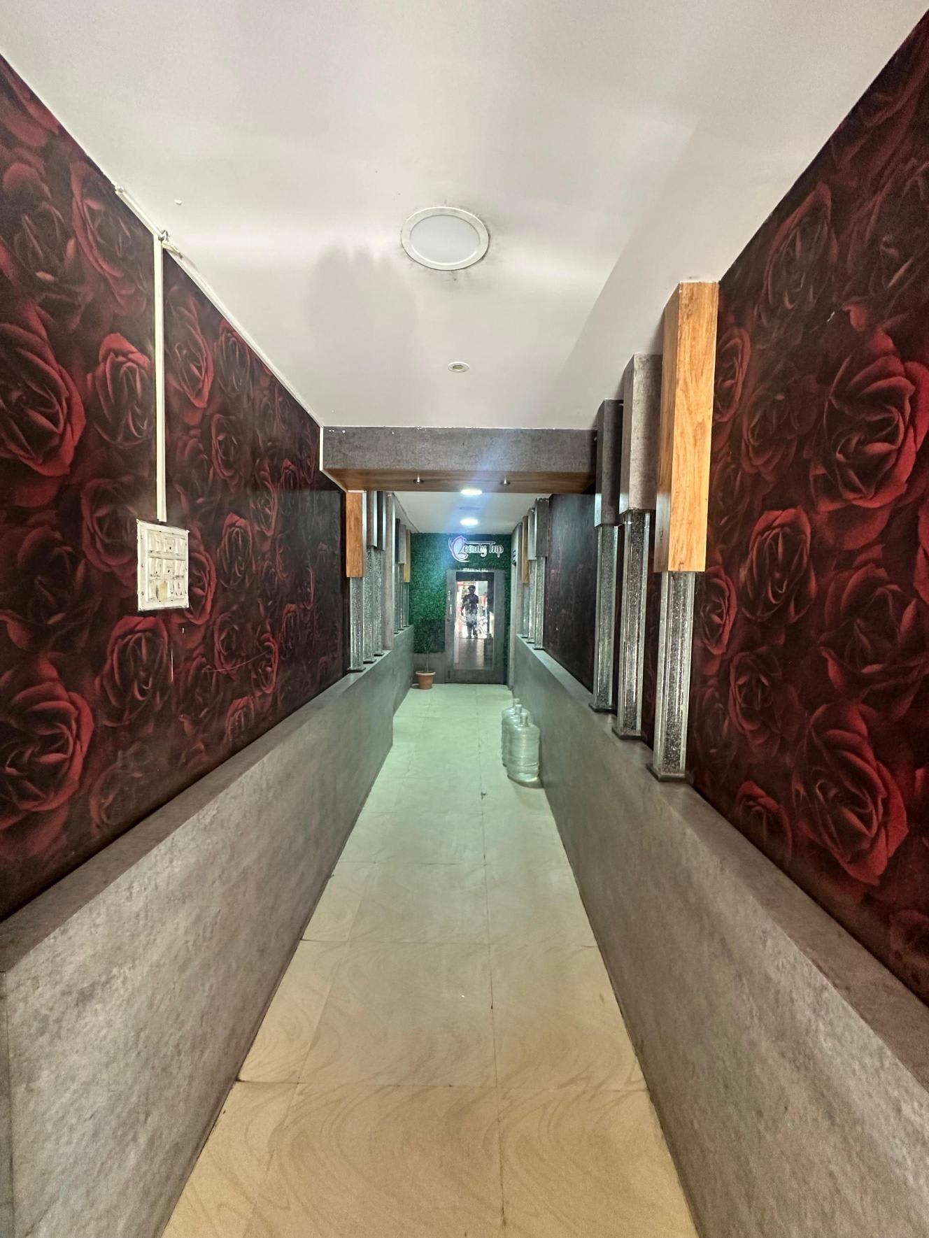 Tasty PG For Ladies photo 5