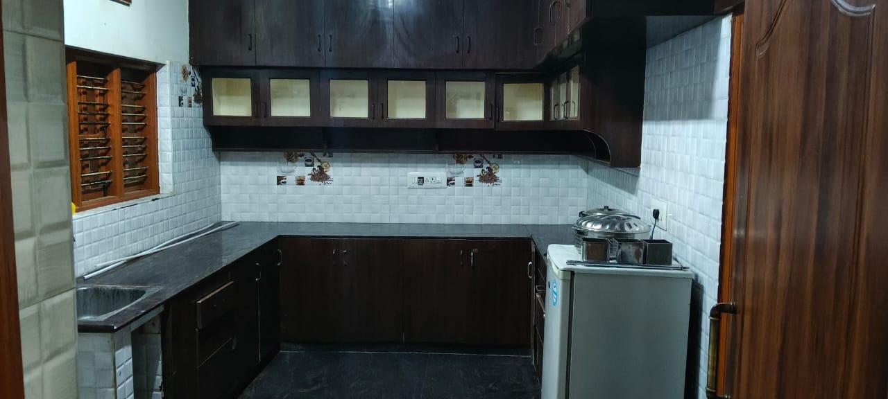 Rk Homes PG for Ladies photo 6